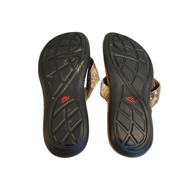 Abeo Sunrise Off White Faux Snake Skin Print Flip Flops Women's Size 10 - Picture 10 of 12